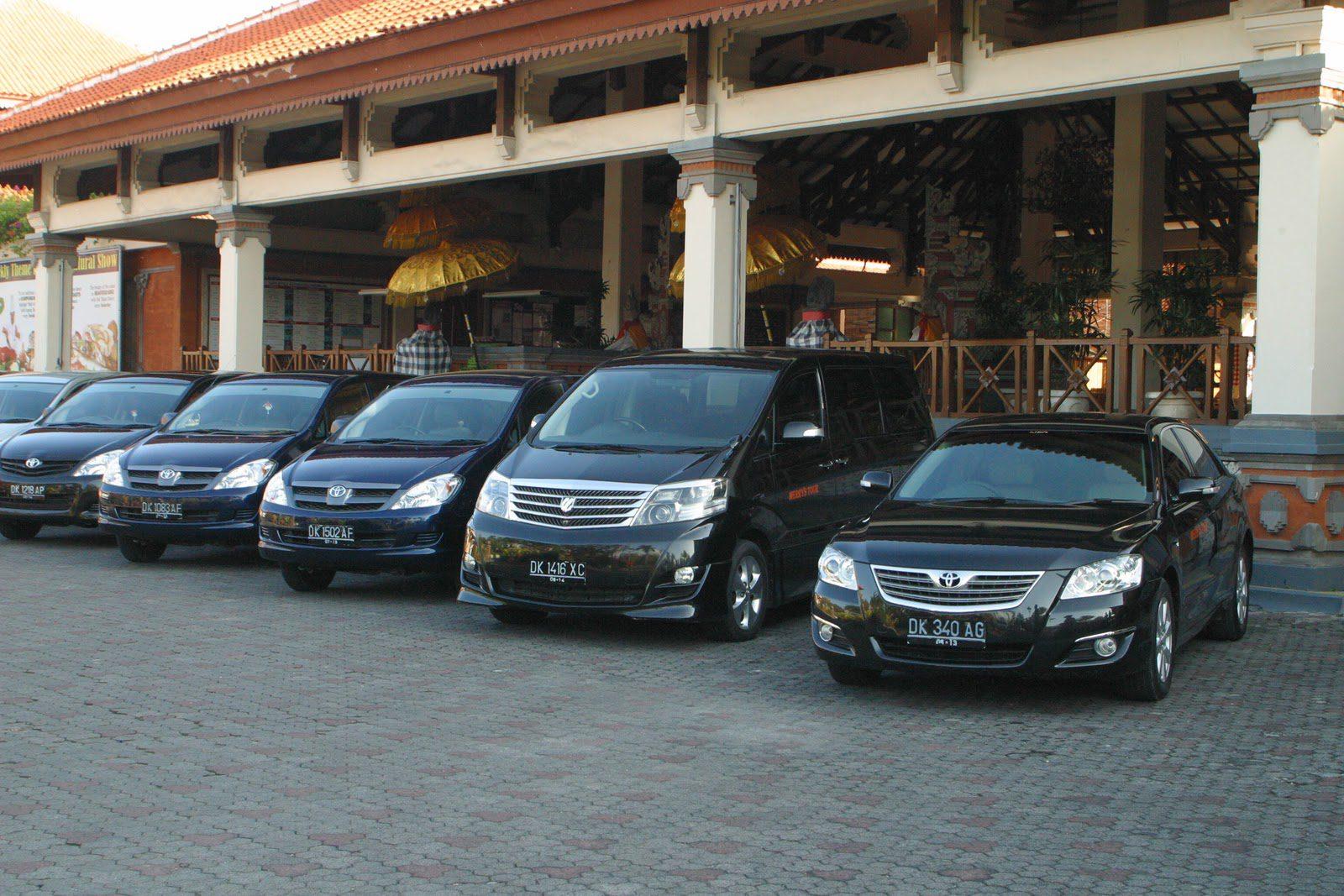Прокат транспорта. Toyota Бали. Индонезия авто. Машины на Бали. Автомобили из Индонезии.