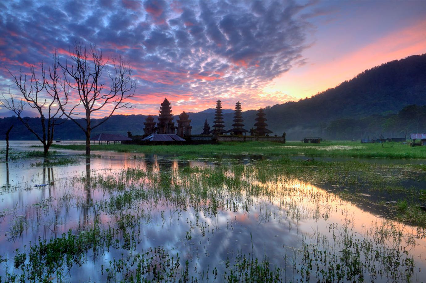Фото озера Тамблинган