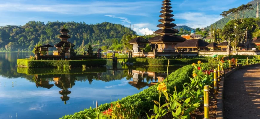 ТОП-10 самых удивительных локаций для туристов на Бали