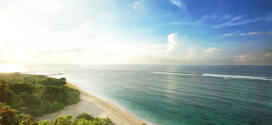 Пляжи и океан на Бали